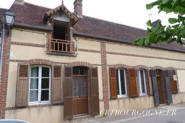 Bien vendu Maison maison de village 6 pièces 127.5 m² Toucy 89130