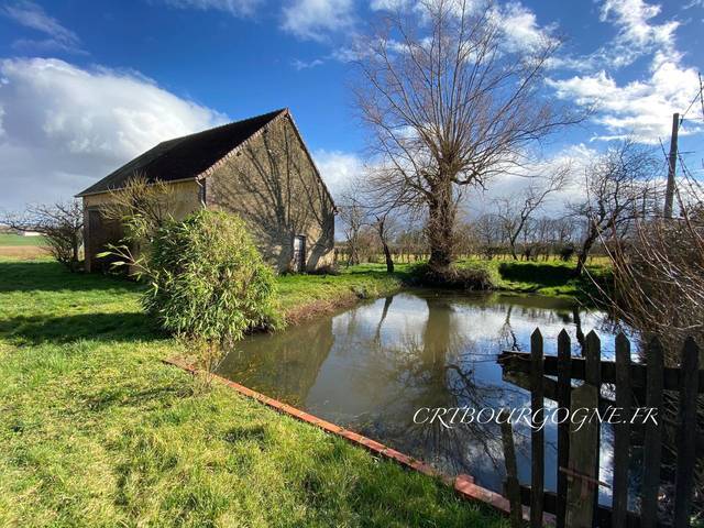 Bien vendu Maison longère 4 pièces 120 m² Toucy 89130