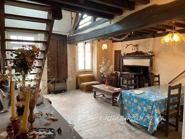 Bien vendu Maison longère 4 pièces 120 m² Toucy 89130
