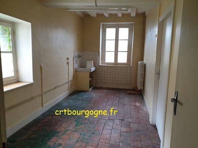 Bien vendu Maison maison de ville 9 pièces 200 m² Toucy 89130