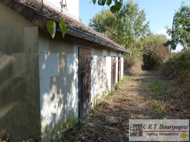 Bien vendu Maison corps de ferme 8 pièces 230 m² Saints en puisaye 89520