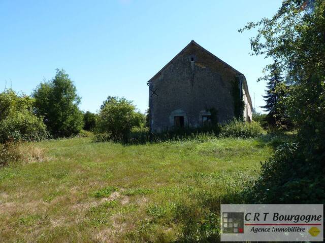 Bien vendu Maison corps de ferme 8 pièces 230 m² Saints en puisaye 89520