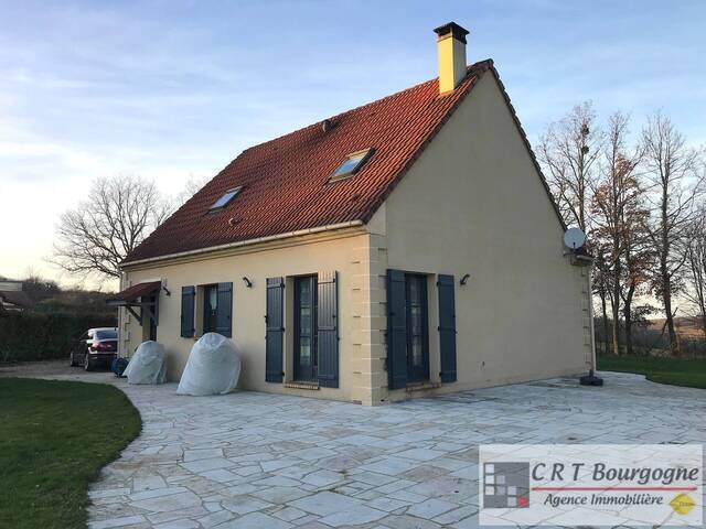 Bien vendu Maison pavillon de plain pied 5 pièces 131 m² Toucy 89130