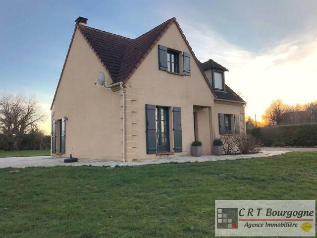 Bien vendu Maison pavillon de plain pied 5 pièces 131 m² Toucy 89130