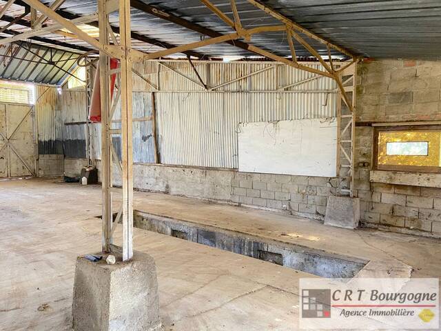 Bien vendu Maison maison ancienne 5 pièces 136 m² Toucy 89130
