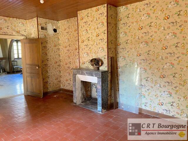 Bien vendu Maison maison ancienne 5 pièces 136 m² Toucy 89130