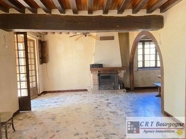 Bien vendu Maison maison ancienne 5 pièces 136 m² Toucy 89130