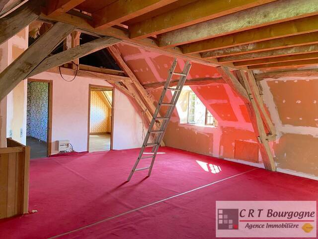 Bien vendu Maison maison ancienne 5 pièces 136 m² Toucy 89130
