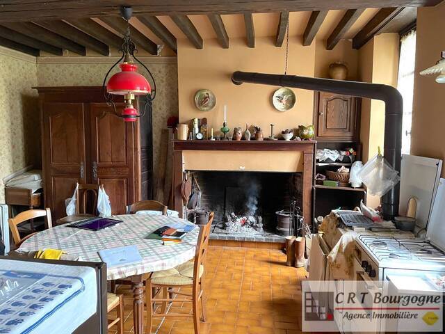 Bien vendu Maison maison ancienne 5 pièces 102 m² Toucy 89130