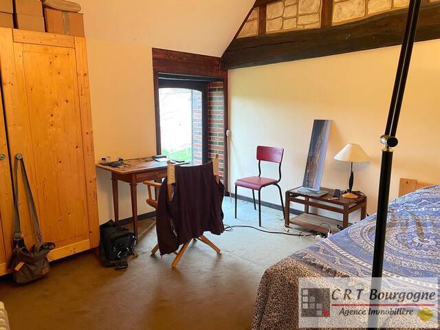 Bien vendu Maison maison ancienne 5 pièces 102 m² Toucy 89130
