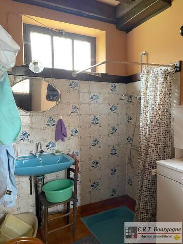 Bien vendu Maison maison ancienne 5 pièces 102 m² Toucy 89130