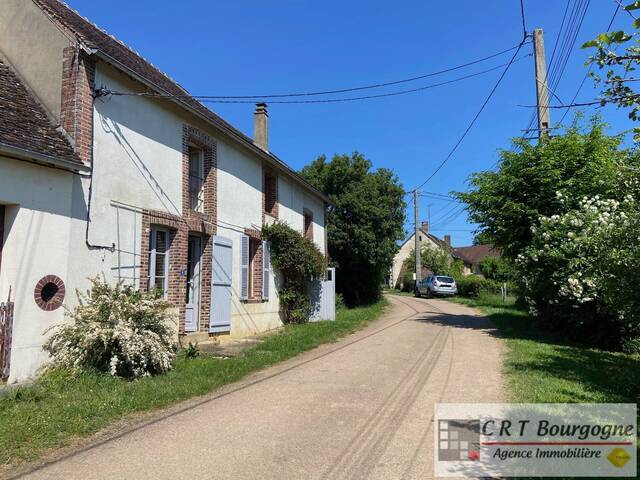 Vente Maison maison ancienne 5 pièces 125 m² Toucy 89130