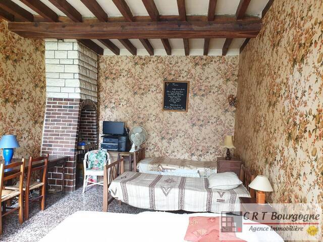 Bien vendu Maison maison ancienne 6 pièces 158 m² Courson-les-Carrières 89560