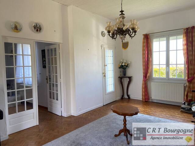 Bien vendu Maison maison individuelle 7 pièces 162 m² Saint-Sauveur-en-Puisaye 89520