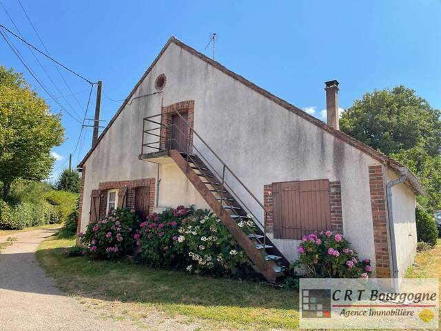 Bien vendu Maison maison ancienne 5 pièces 72 m² Fontaines 89130