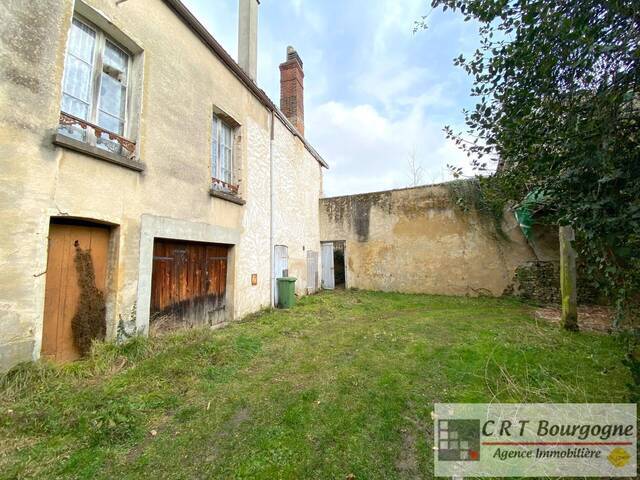 Bien vendu Maison maison ancienne 5 pièces 130 m² Toucy 89130