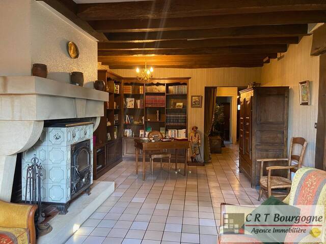 Vente Maison maison ancienne 5 pièces 111 m² Toucy 89130