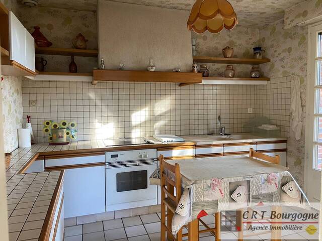 Bien vendu Maison maison ancienne 5 pièces 111 m² Toucy 89130