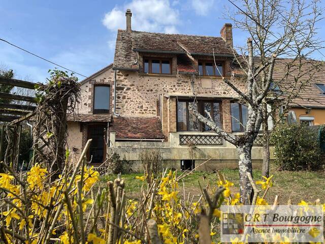 Vente Maison maison ancienne 6 pièces 113 m² Fontaines 89130