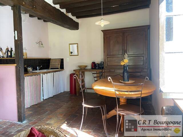 Vente Maison maison ancienne 6 pièces 147 m² Sougères-en-Puisaye 89520