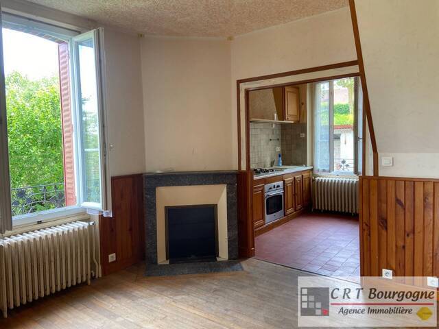 Vente Maison maison ancienne 5 pièces 77 m² Saint-Fargeau 89170