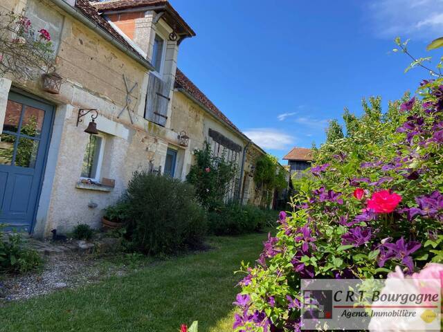 Vente Maison fermette longère 5 pièces 138 m² Toucy 89130