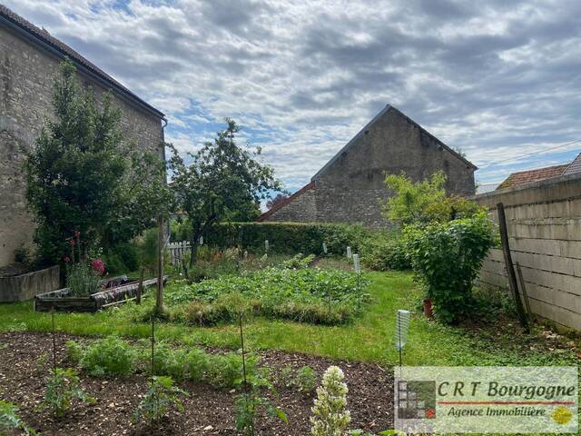 Vente Maison corps de ferme 4 pièces 60 m² Taingy 89560