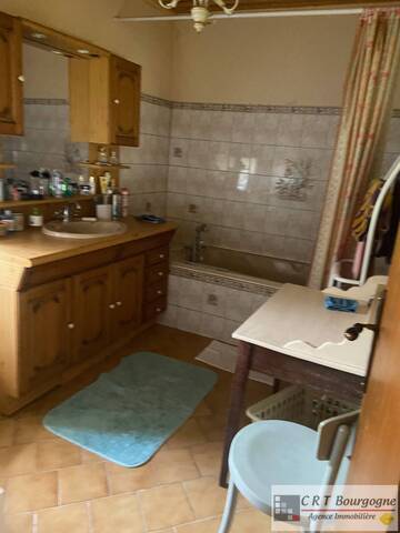 Vente Maison longère 5 pièces 139 m² Lainsecq 89520