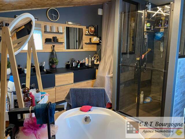 Vente Maison maison ancienne 4 pièces 115 m² Toucy 89130