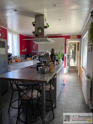 Vente Maison maison ancienne 4 pièces 115 m² Toucy 89130