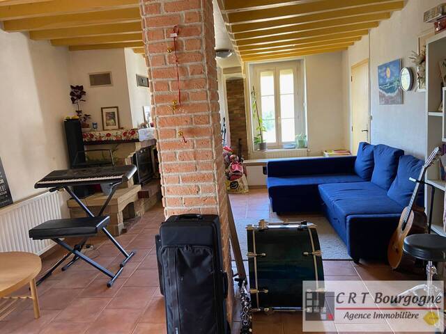 Vente Maison longère 7 pièces 176 m² Diges 89240