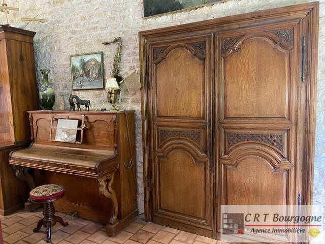 Vente Maison longère 9 pièces 250 m² Toucy 89130