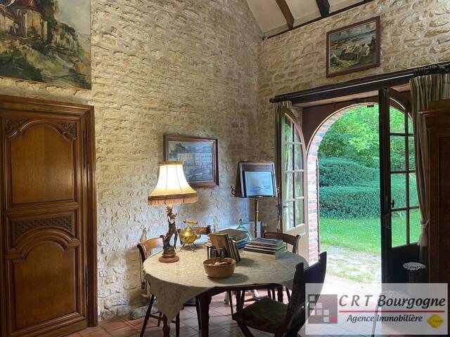 Vente Maison longère 9 pièces 250 m² Toucy 89130