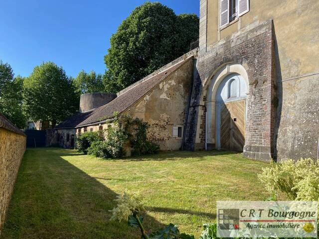 Vente Maison château 12 pièces 370 m² Toucy 89130