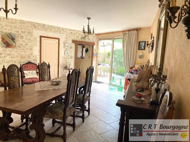 Vente Maison maison ancienne 7 pièces 215 m² Ouanne 89560