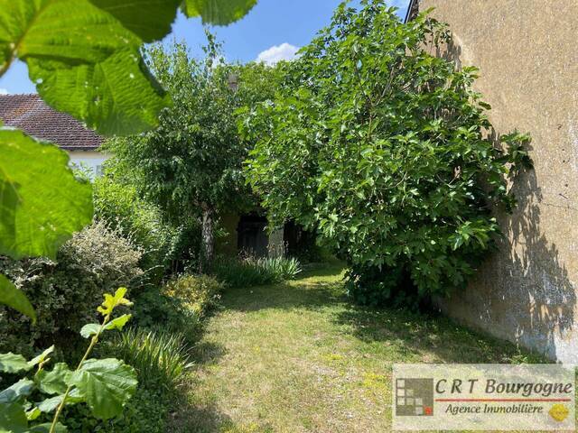 Vente Maison maison ancienne 7 pièces 215 m² Ouanne 89560