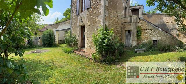Vente Maison maison ancienne 7 pièces 215 m² Ouanne 89560
