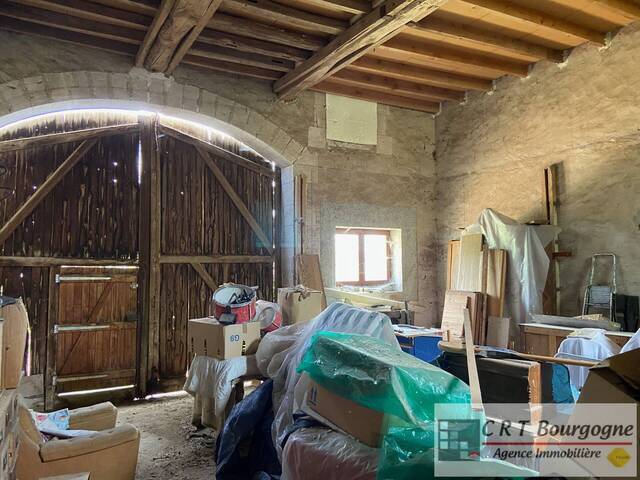 Vente Maison maison ancienne 7 pièces 215 m² Ouanne 89560