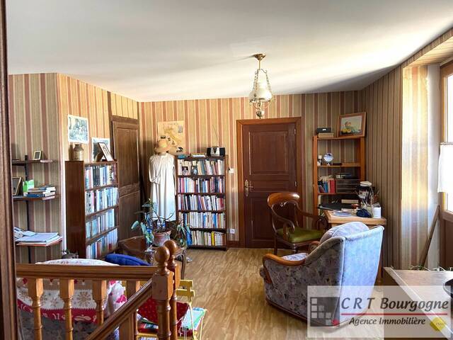 Vente Maison maison ancienne 7 pièces 215 m² Ouanne 89560