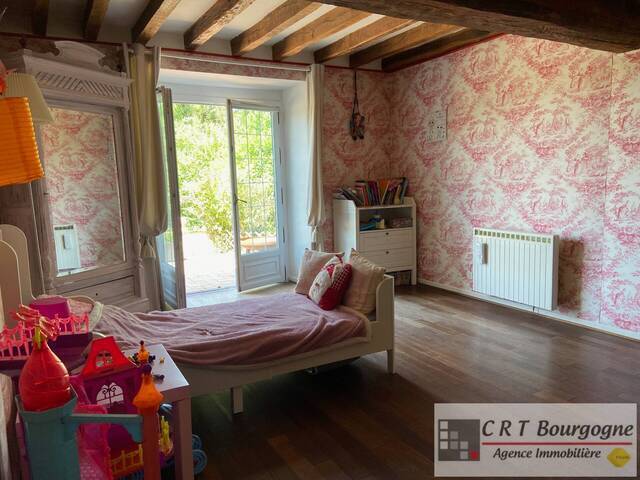 Vente Maison corps de ferme 7 pièces 223 m² Toucy 89130