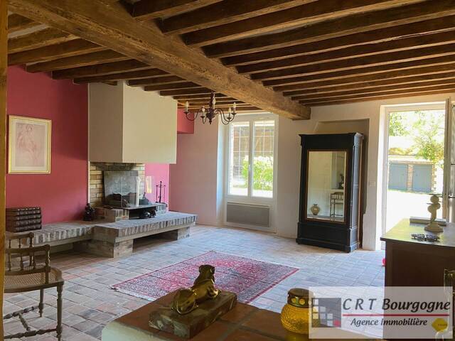 Vente Maison corps de ferme 7 pièces 223 m² Toucy 89130