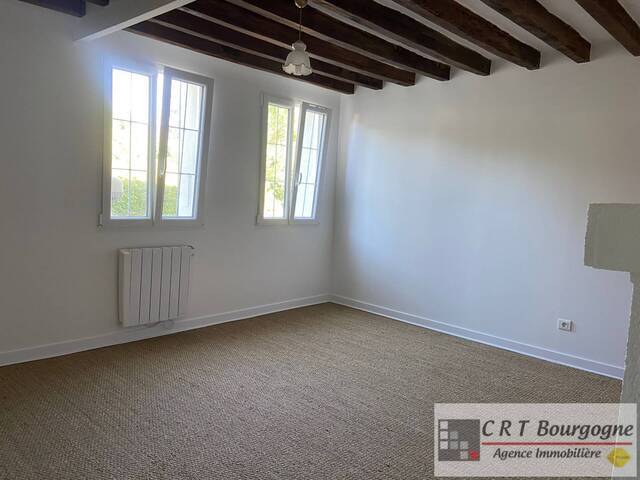 Vente Maison corps de ferme 7 pièces 223 m² Toucy 89130