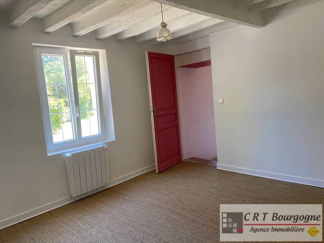 Vente Maison corps de ferme 7 pièces 223 m² Toucy 89130