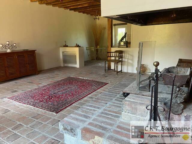Vente Maison corps de ferme 7 pièces 223 m² Toucy 89130