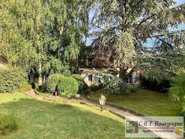 Vente Maison maison ancienne 7 pièces 164 m² Toucy 89130