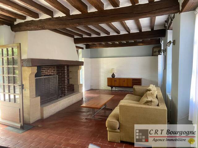 Vente Maison maison ancienne 7 pièces 164 m² Toucy 89130