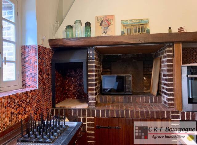 Vente Maison maison ancienne 7 pièces 164 m² Toucy 89130