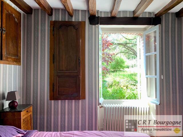 Vente Maison maison ancienne 7 pièces 164 m² Toucy 89130