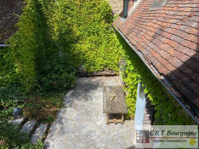 Vente Maison maison ancienne 7 pièces 164 m² Toucy 89130