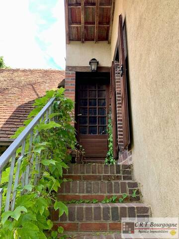 Vente Maison maison ancienne 7 pièces 164 m² Toucy 89130